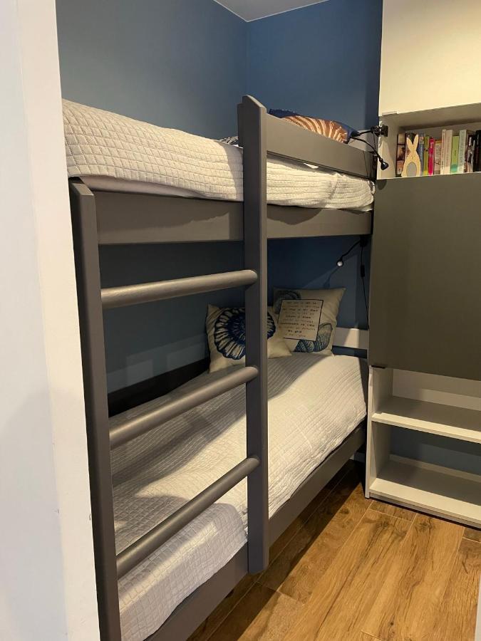 Apartament Grunwaldzka 105 Z Tarasem 5O M Do Plazy Pobierowo Bagian luar foto