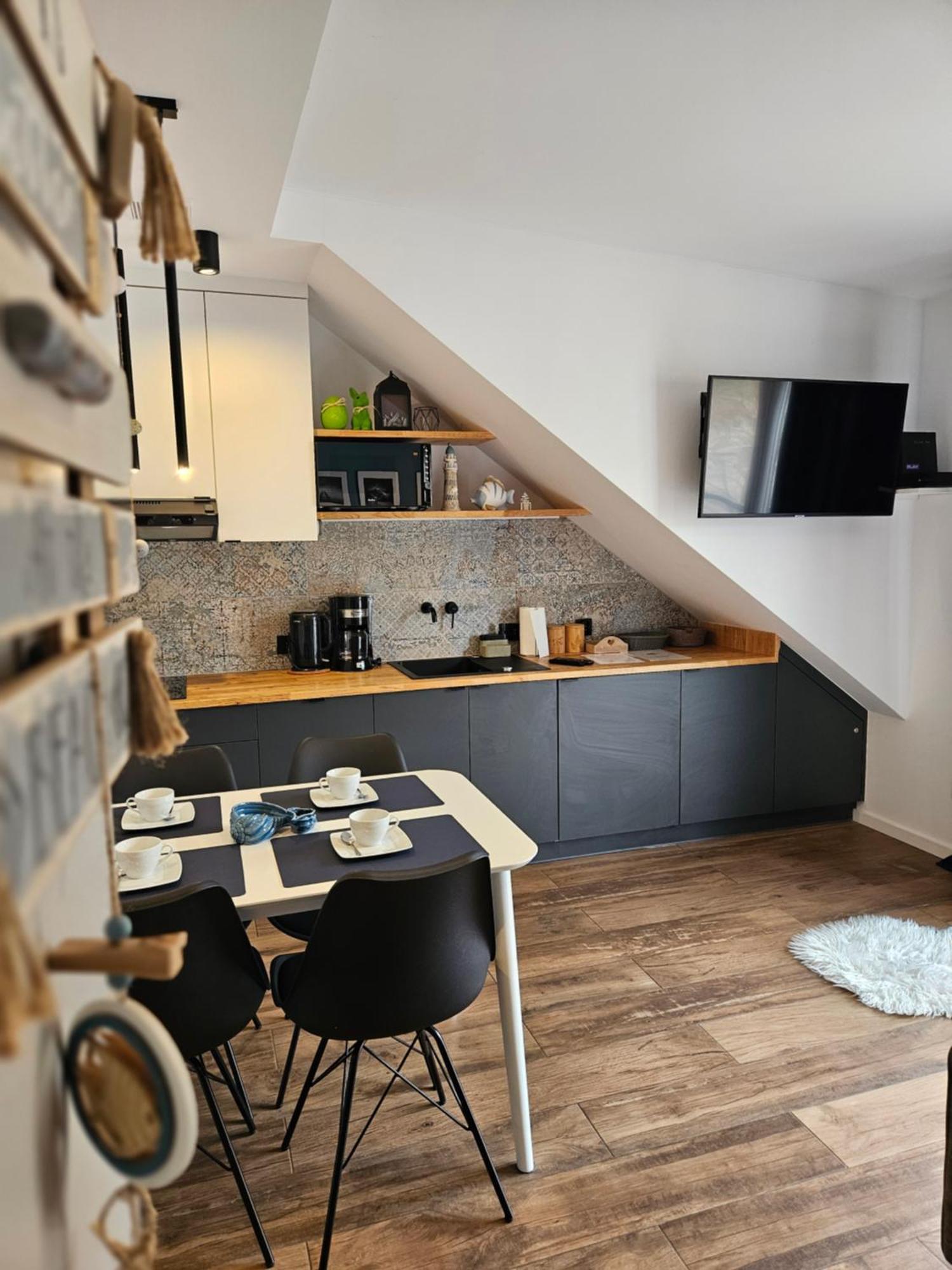 Apartament Grunwaldzka 105 Z Tarasem 5O M Do Plazy Pobierowo Bagian luar foto