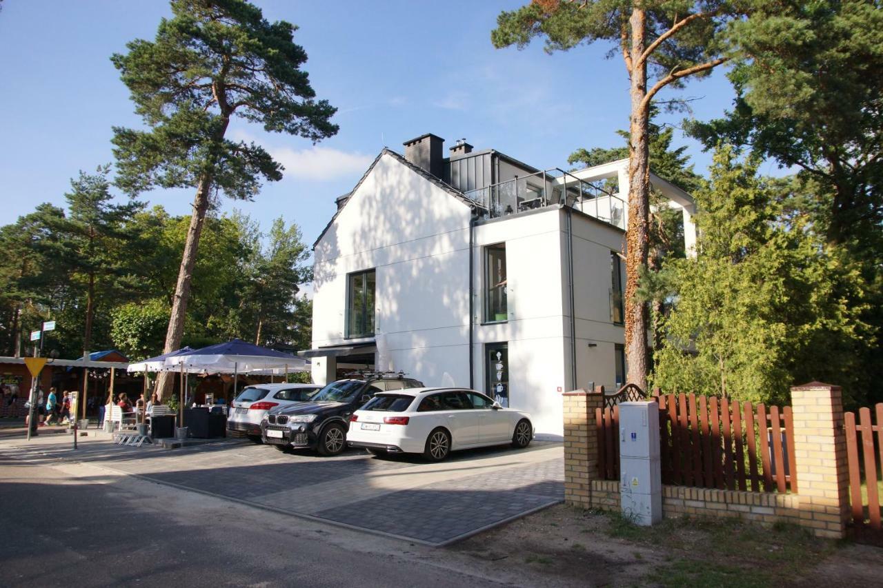 Apartament Grunwaldzka 105 Z Tarasem 5O M Do Plazy Pobierowo Bagian luar foto